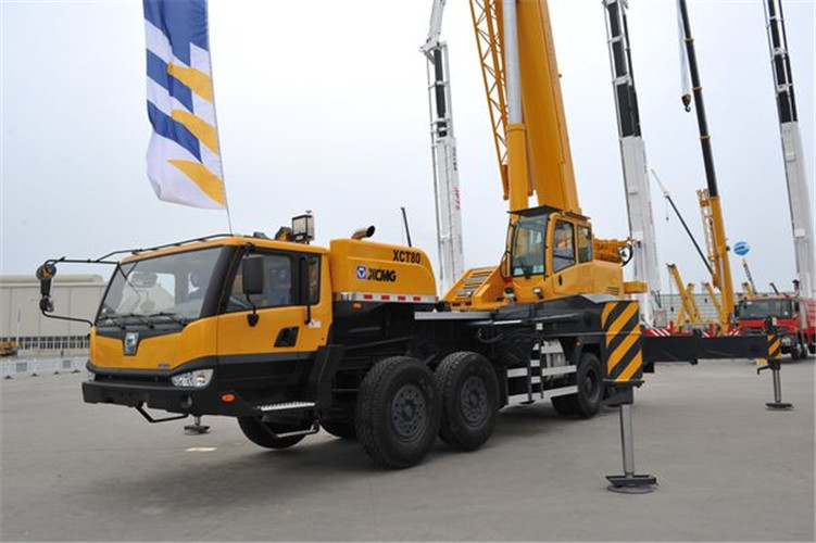 若尔盖县预约吊车后，多久能上门服务？24 小时应急响应吗？